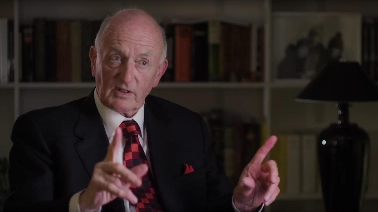 The Long Road to Warの背景画像