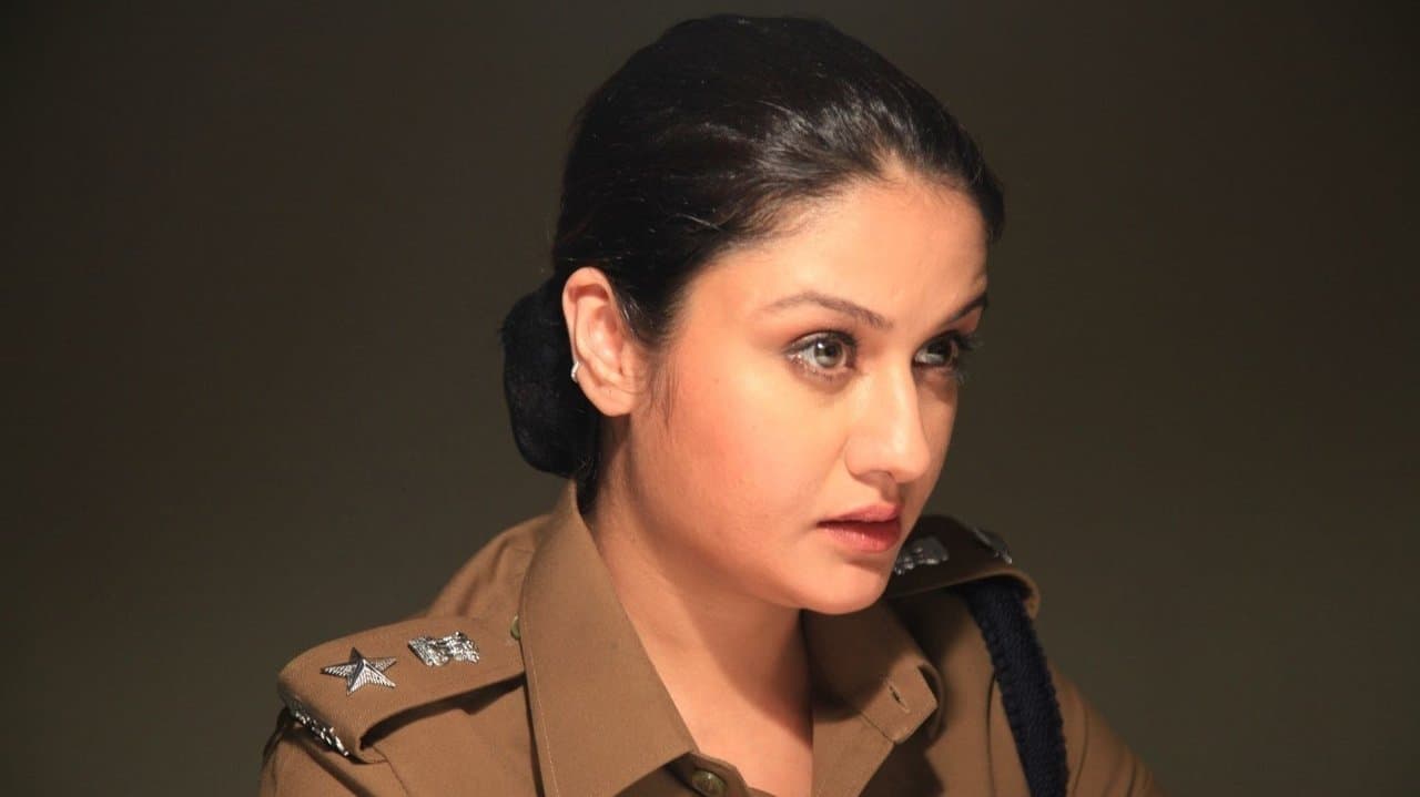 எவனவன்の背景画像