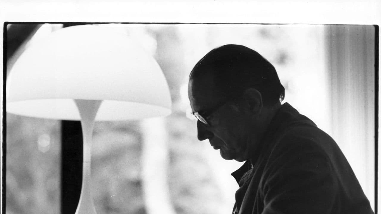 François Mitterrand, une autre vie possibleの背景画像
