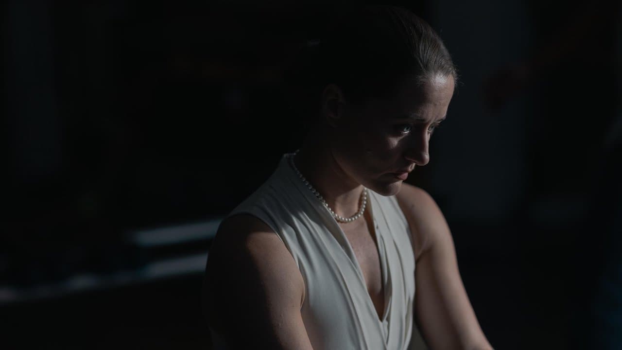 Less Than Nothingの背景画像