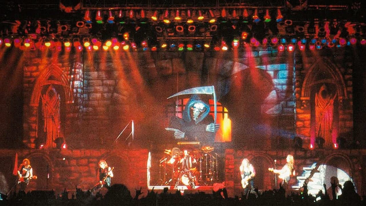 Iron Maiden: Death On The Roadの背景画像
