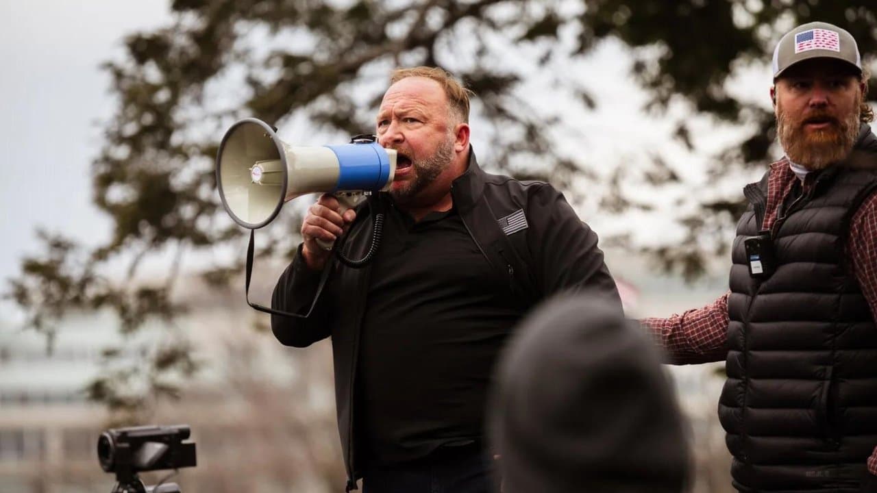 Alex's Warの背景画像