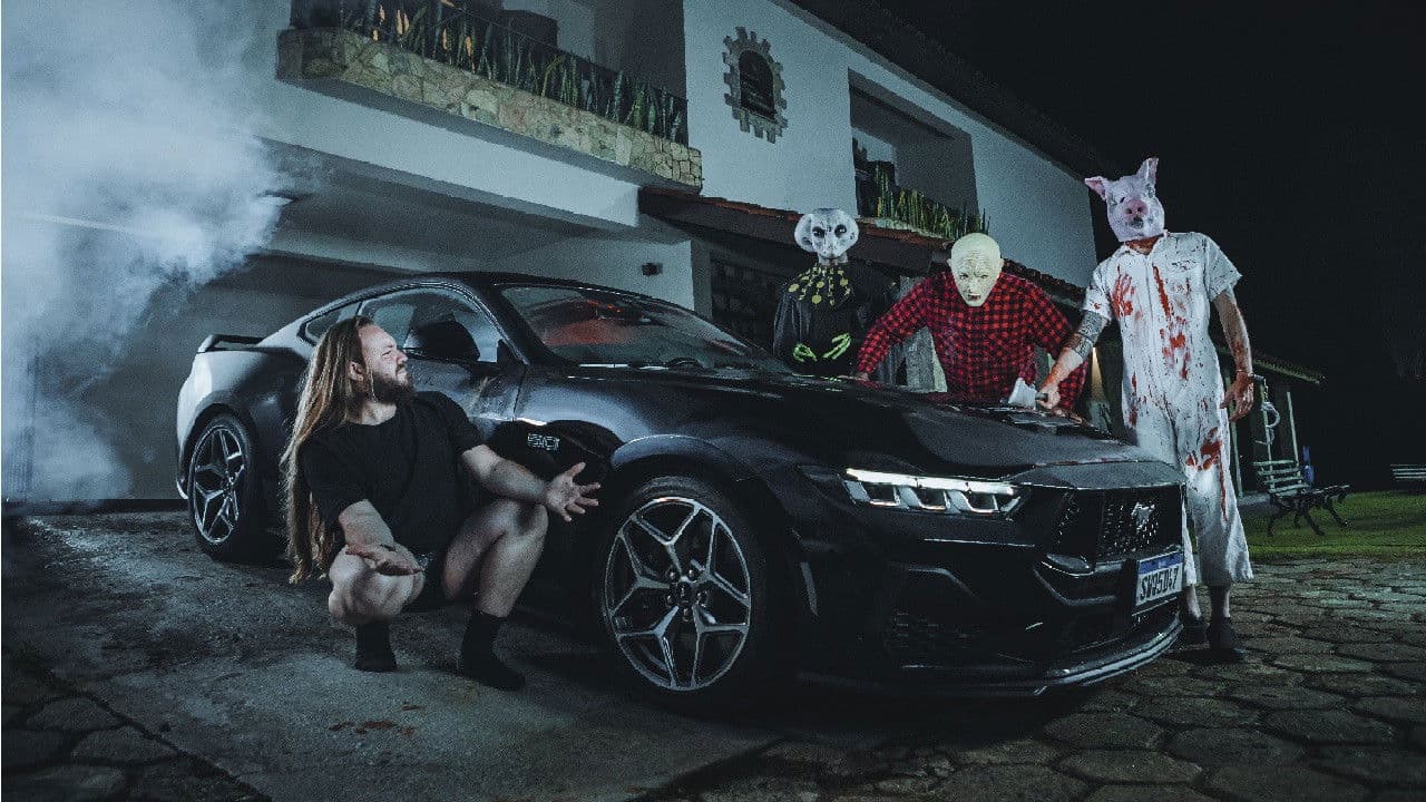 Mustang em O Halloweenの背景画像