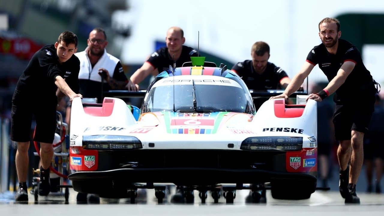 Racing With Giants: Porsche at Le Mansの背景画像