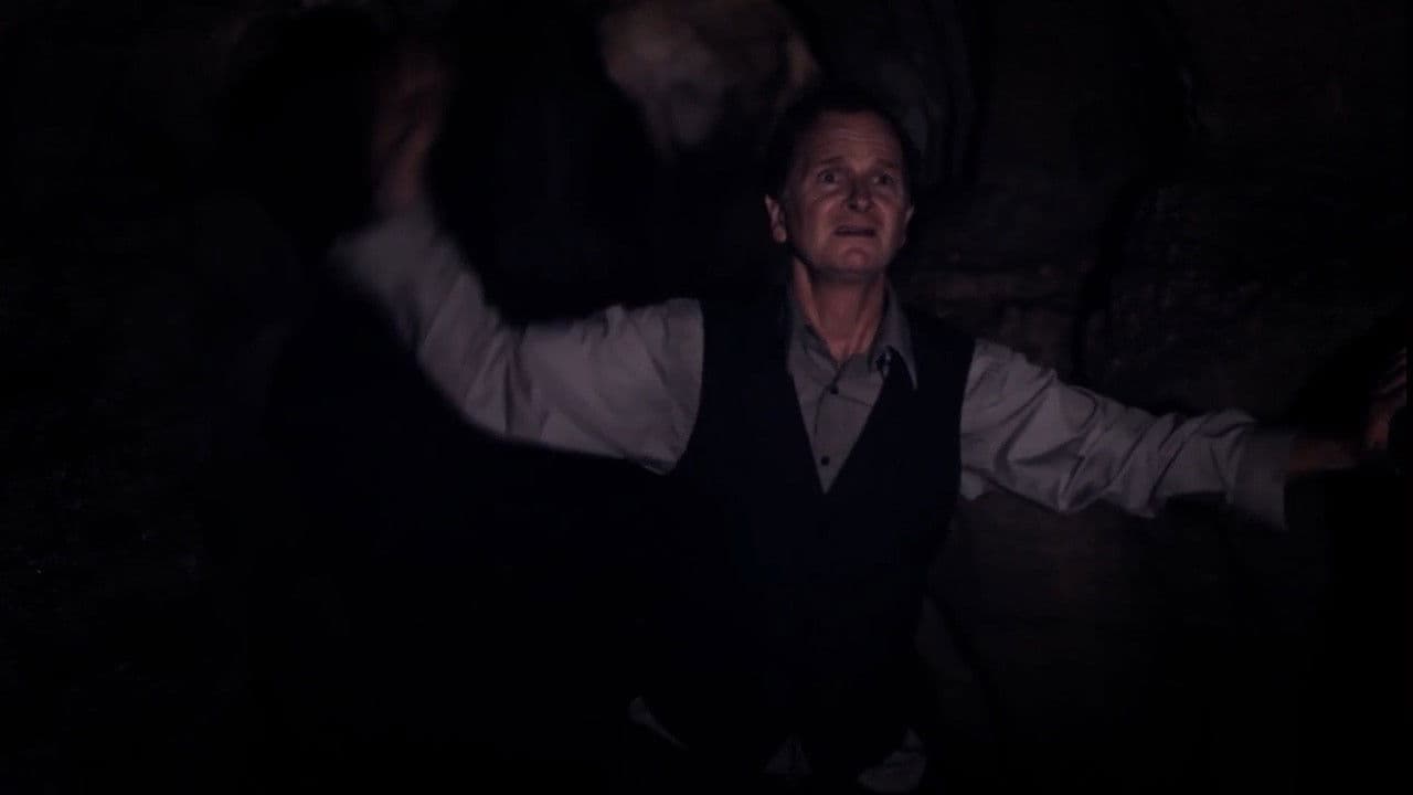 H.P. Lovecraft's The Beast In The Caveの背景画像