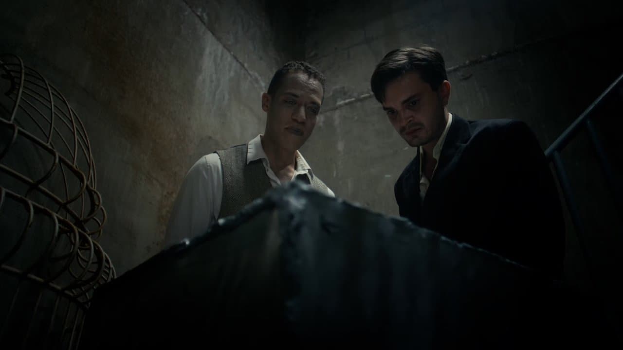 A House for My Familyの背景画像