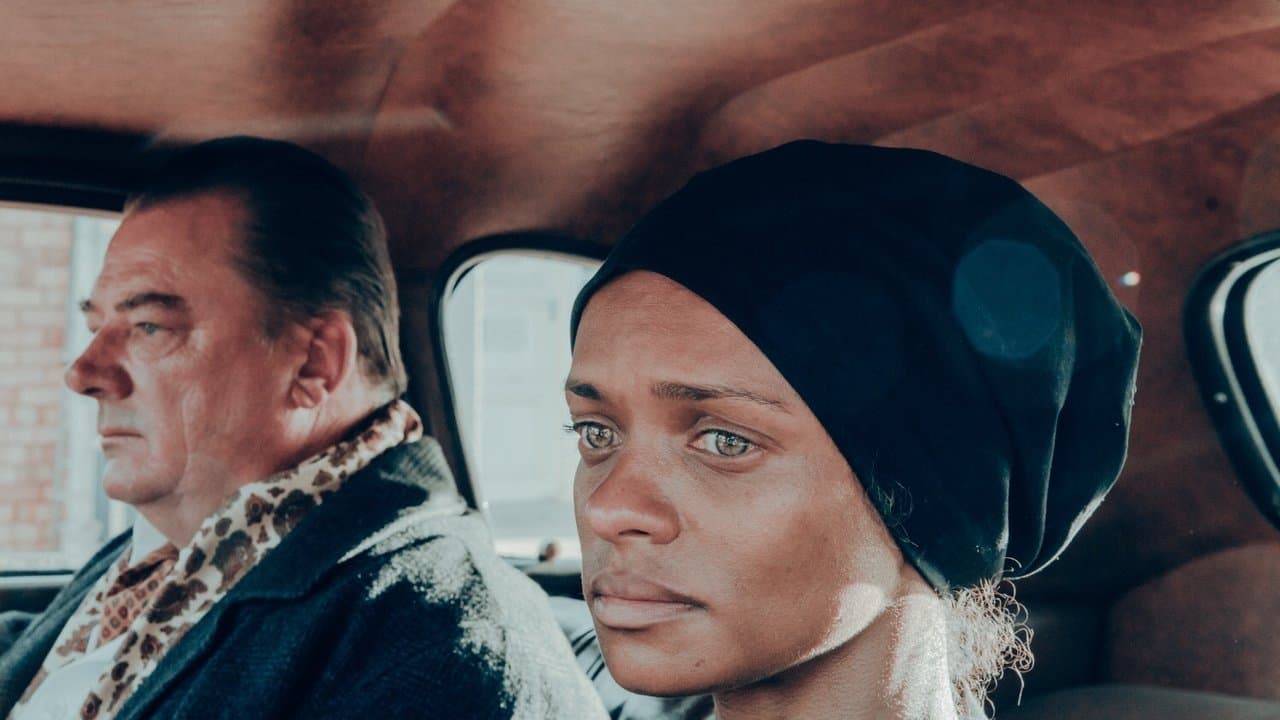 Sew the Winter to My Skinの背景画像