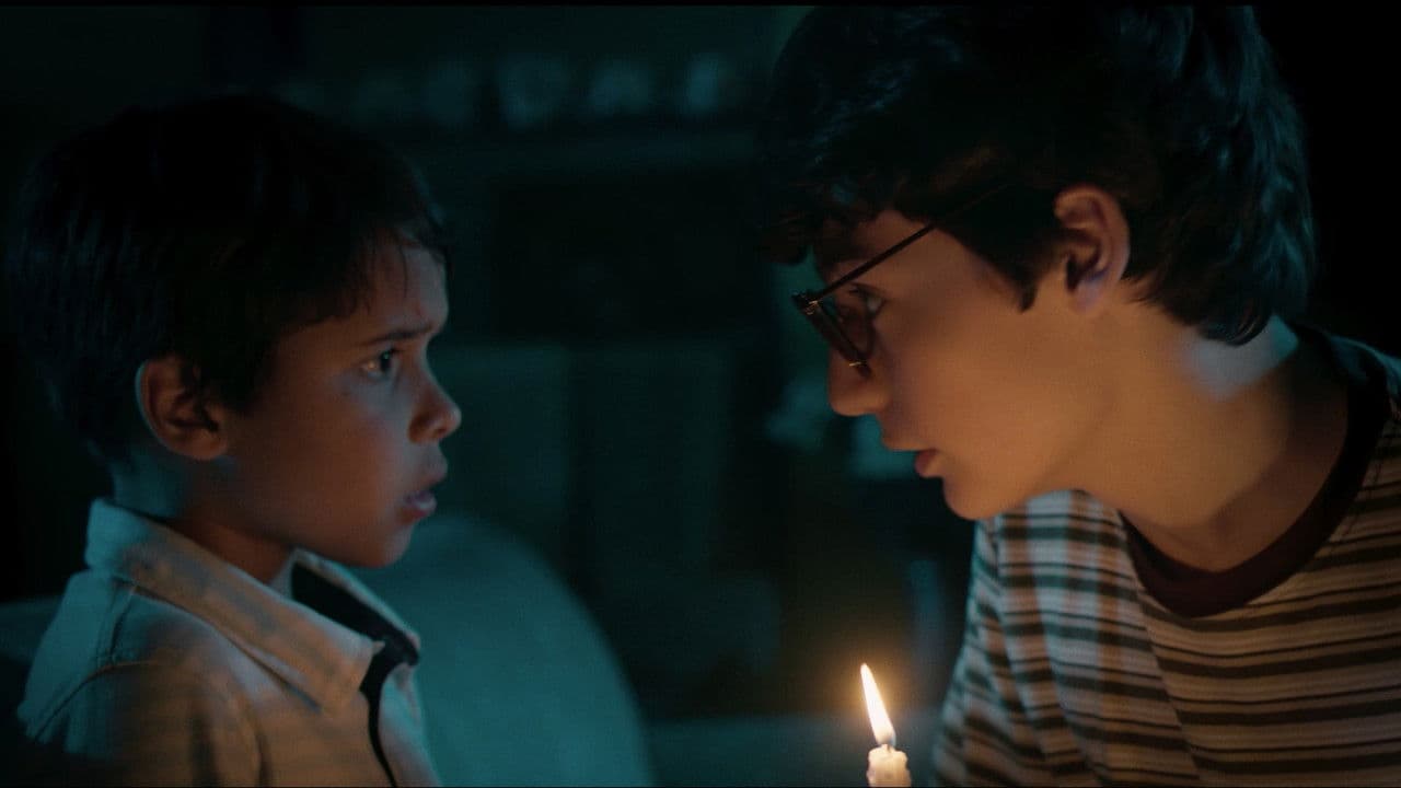 Donde La Luz No Llegaの背景画像