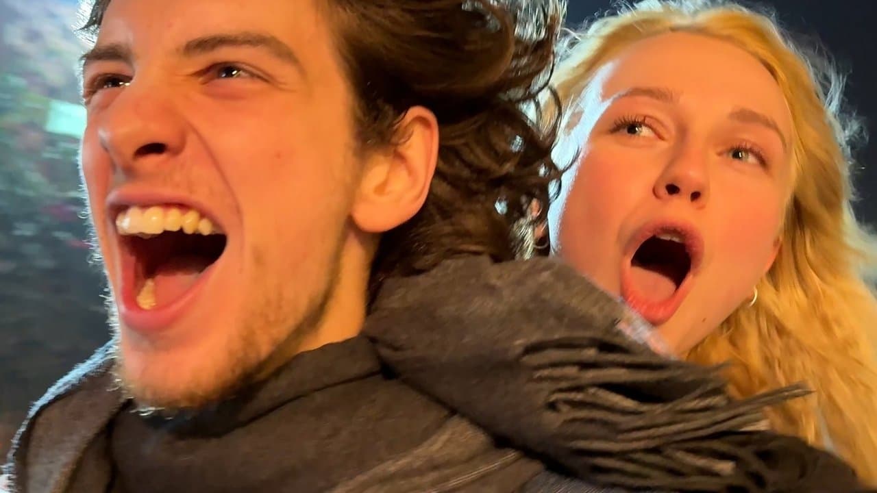 Надо снимать фильмы о любвиの背景画像