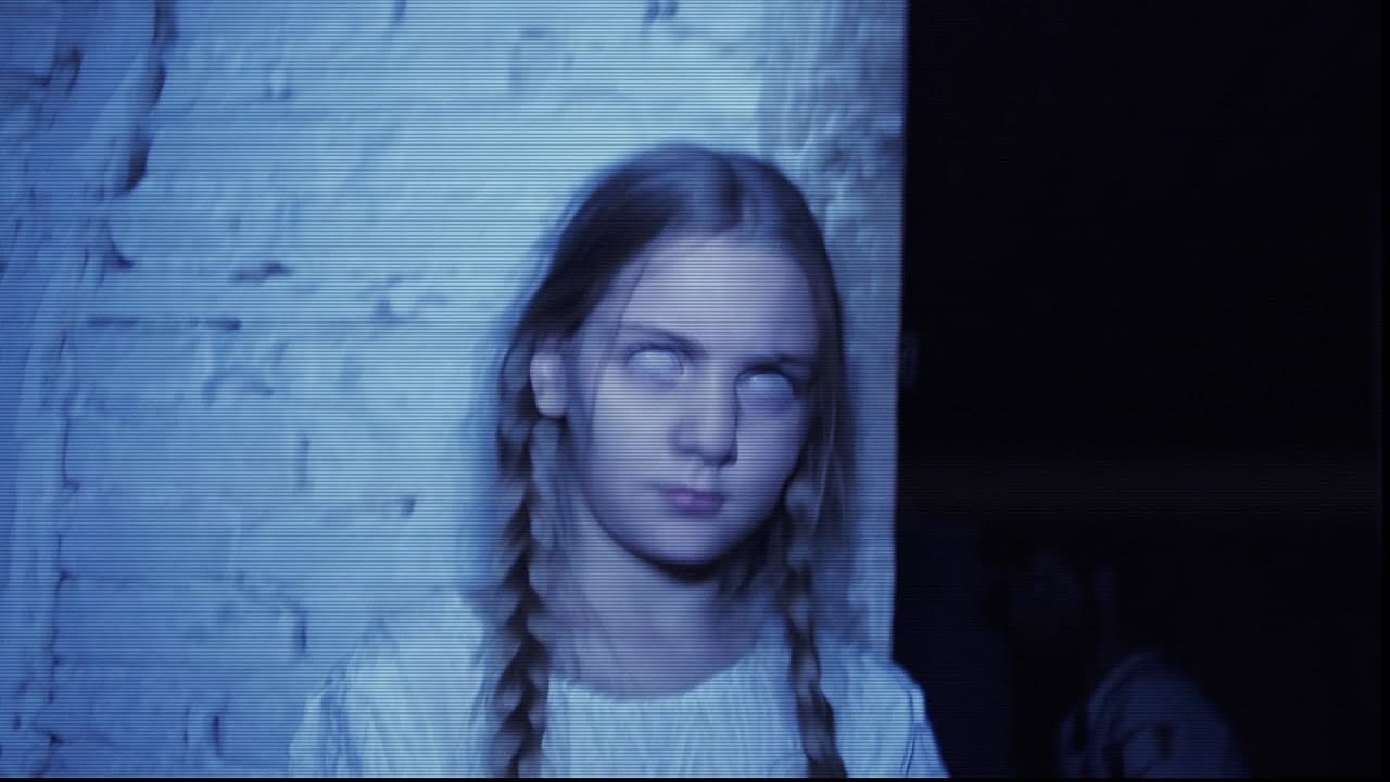 Lanet: Ervah Cinleriの背景画像