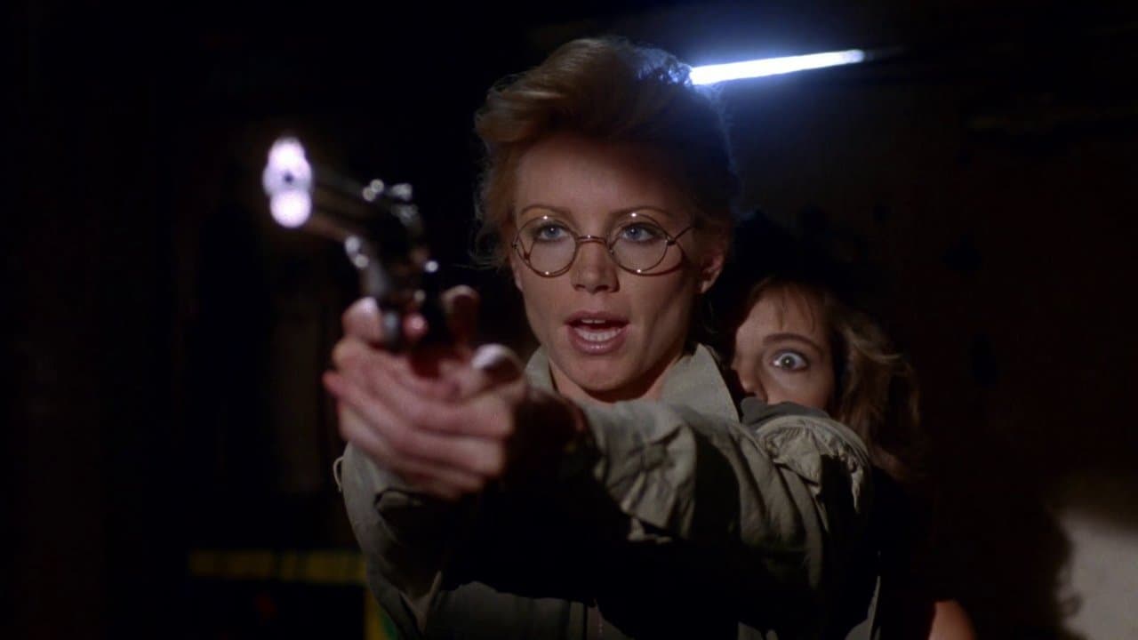 Cannibal Women in the Avocado Jungle of Deathの背景画像