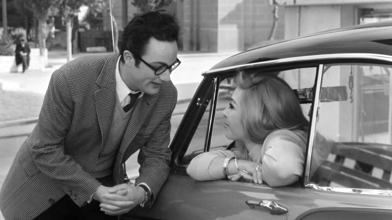 Ο Μπούφοςの背景画像