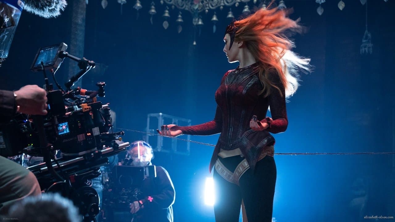 マーベル・スタジオ アッセンブル：ドクター・ストレンジ／マルチバース・オブ・マッドネスの裏側の背景画像