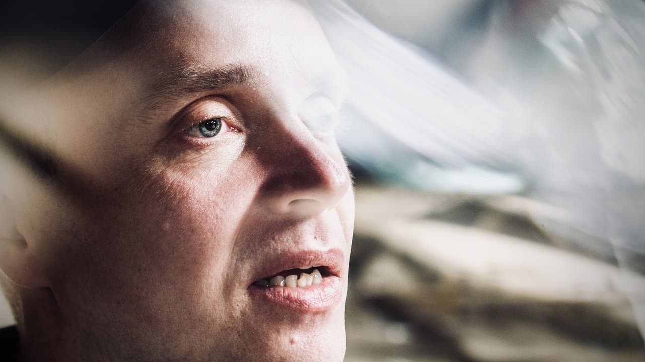 Sokea mies joka ei halunnut nähdä Titaniciaの背景画像