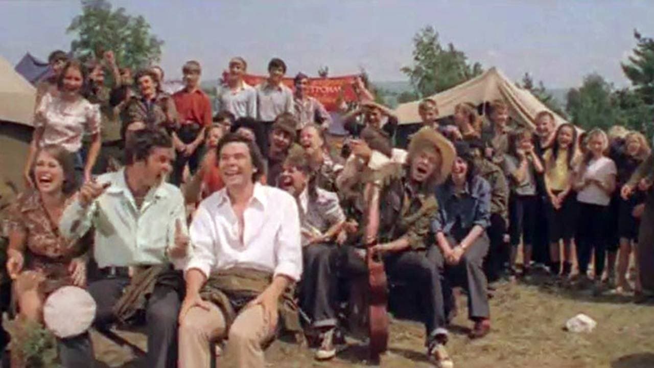 Менің үшінші курстағы махаббатымの背景画像