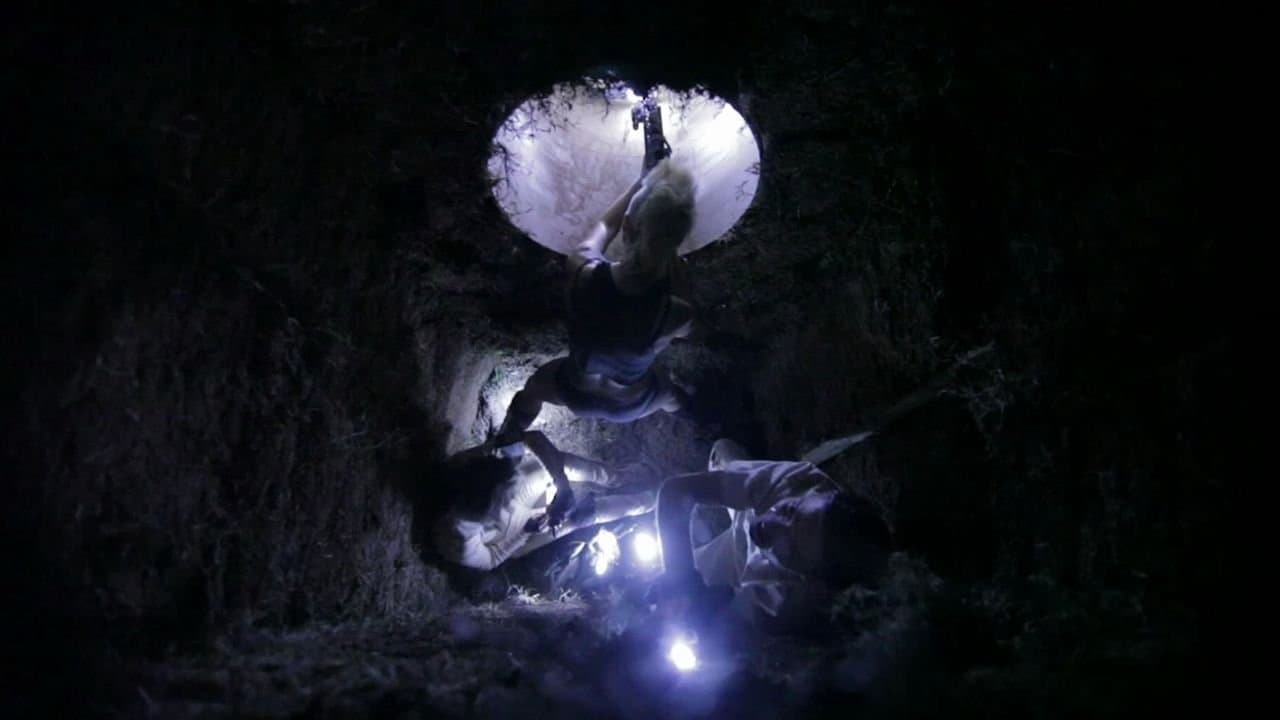 Crawl or Dieの背景画像