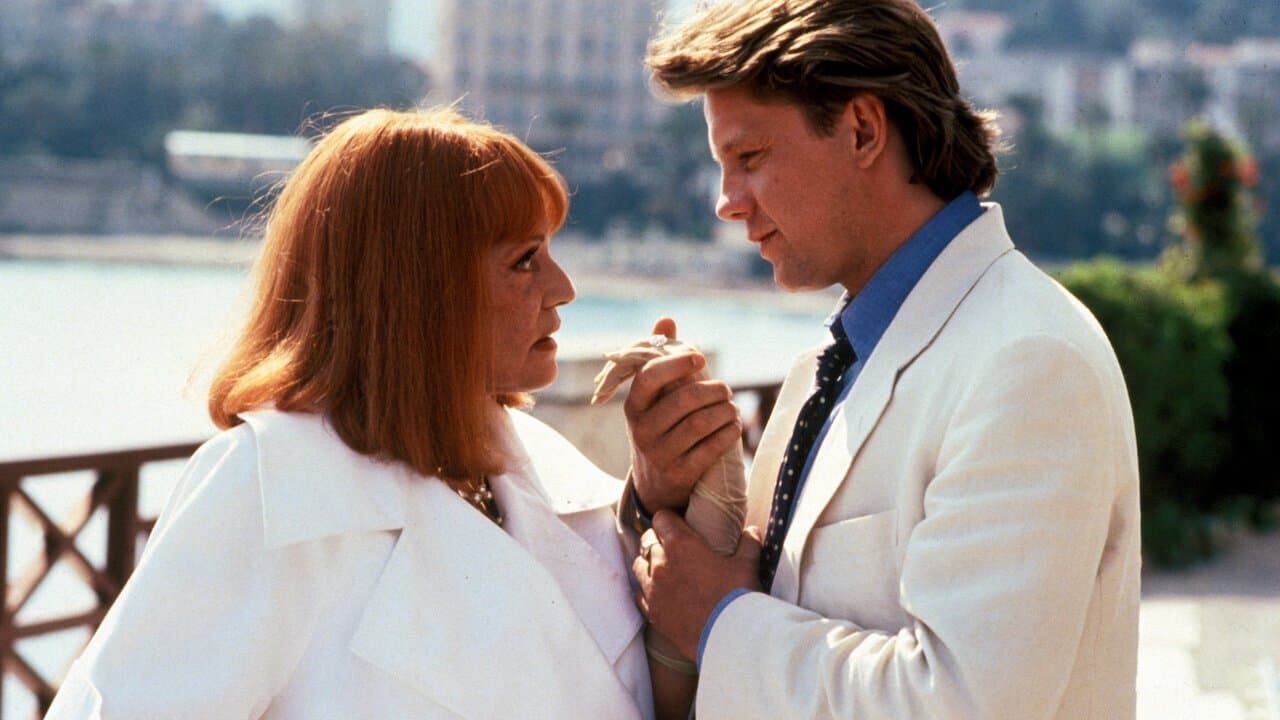 La Vieille qui marchait dans la merの背景画像