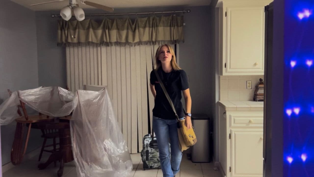 Kate Calloway’s Second Annual Haunted Halloween Sleepoverの背景画像