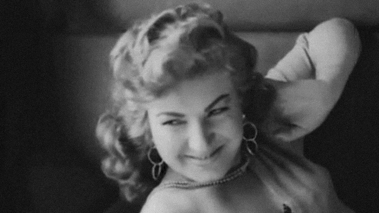 Bir Serseriの背景画像