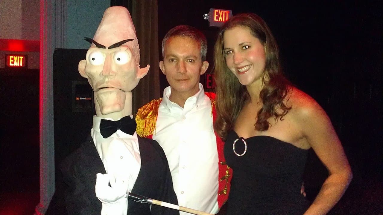 The Murders of Brandywine Theaterの背景画像