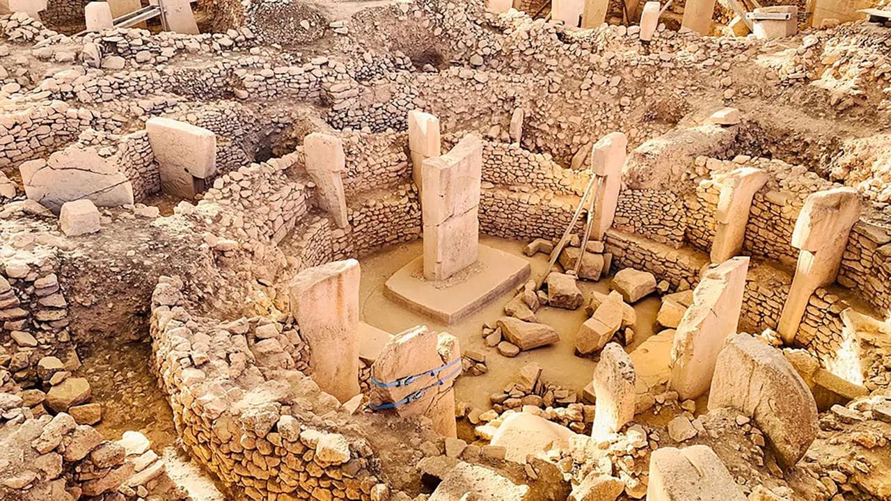 Ancient Apocalypseの背景画像