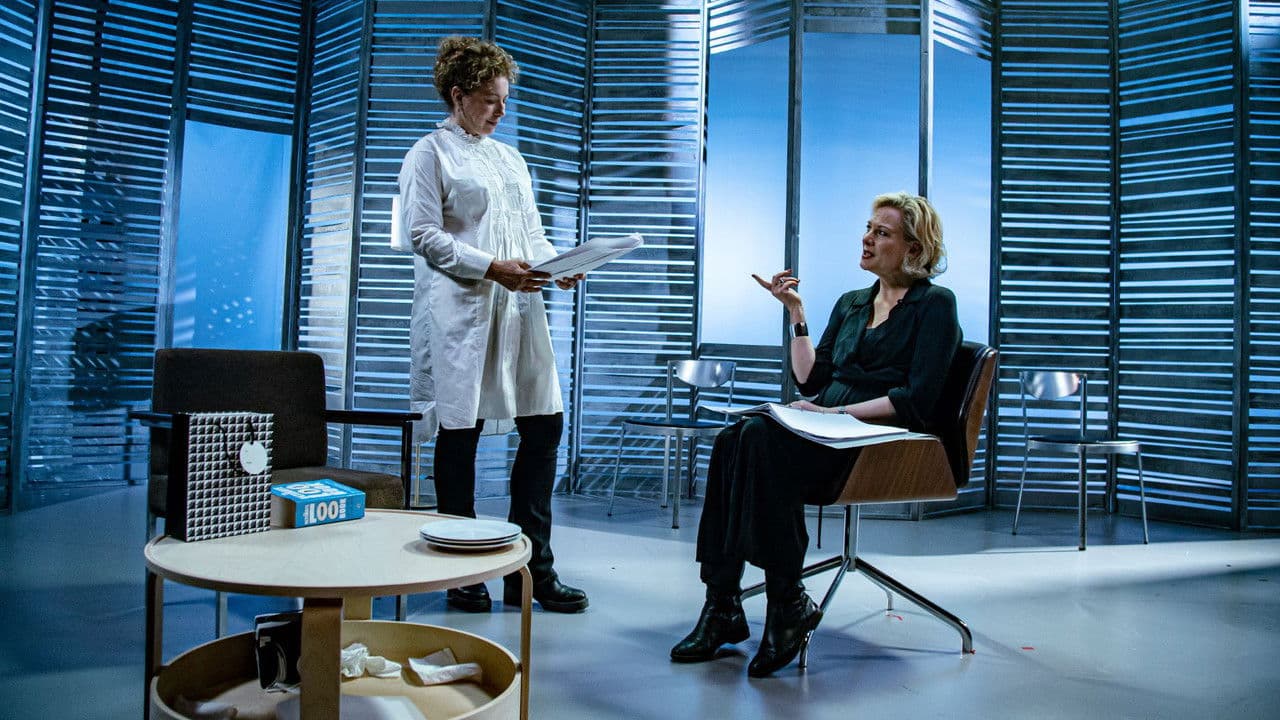 The Fallの背景画像