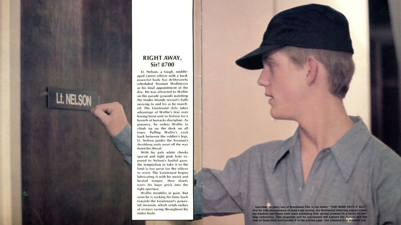 Right Away, Sir!の背景画像