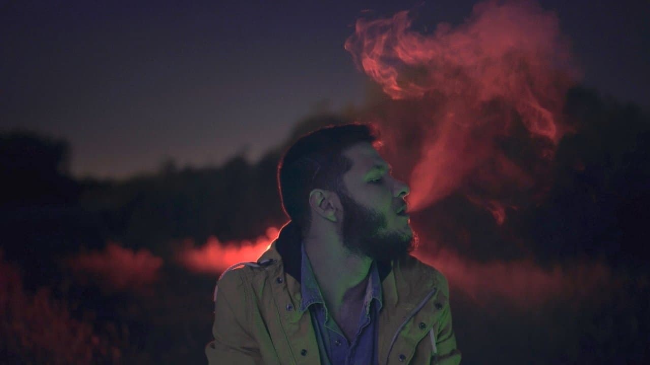 Tonnerre sur merの背景画像