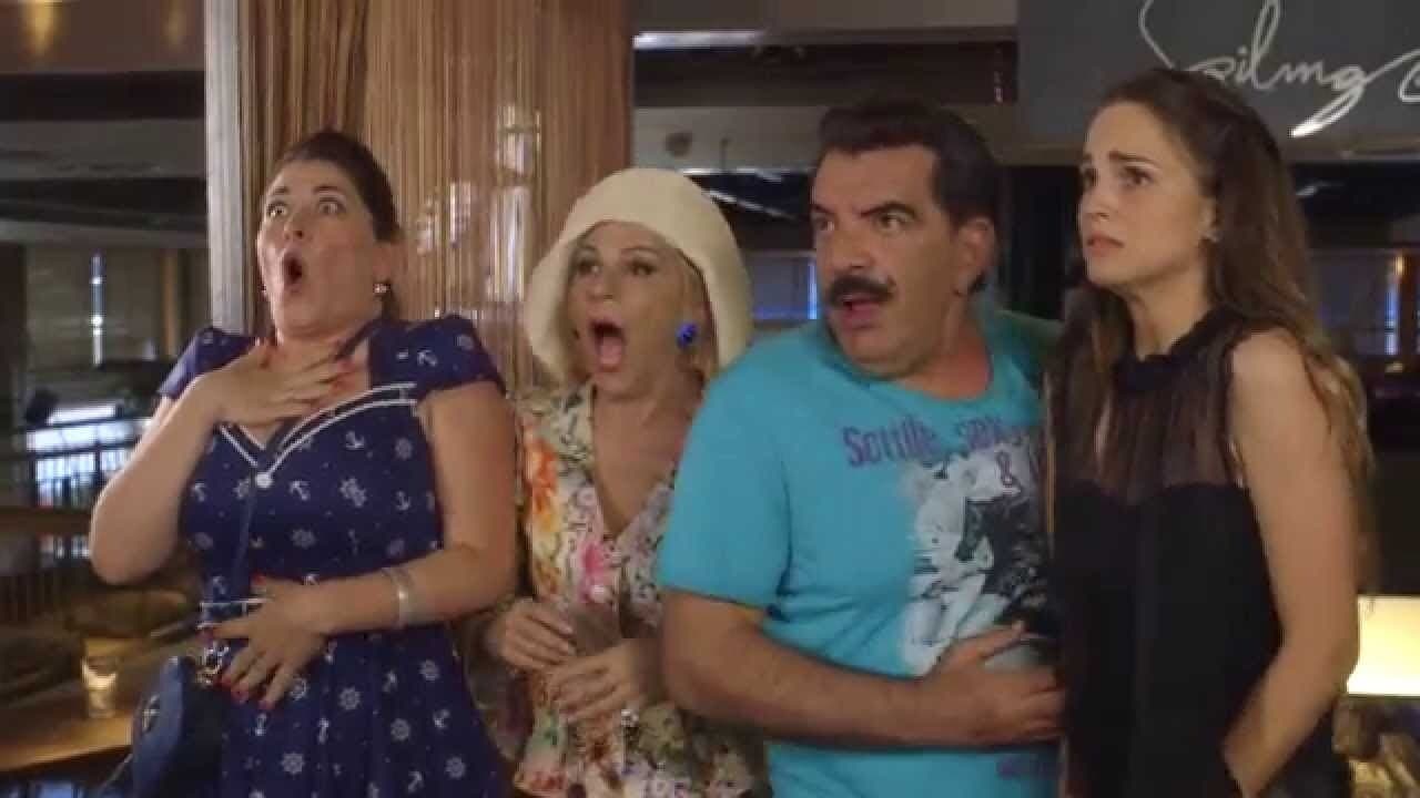 Ο Κλέαρχος, Η Μαρίνα Και Ο Κοντόςの背景画像