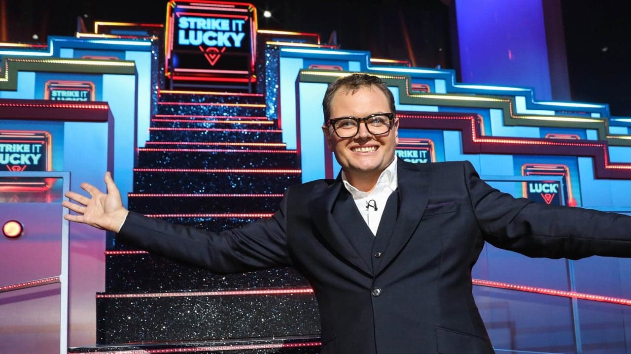 Alan Carr’s Epic Gameshowの背景画像