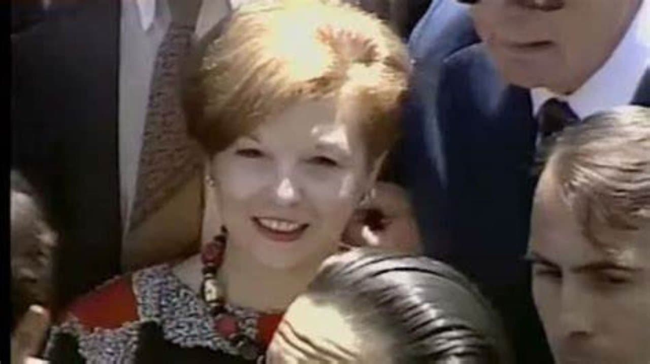 Una casa sin cortinasの背景画像