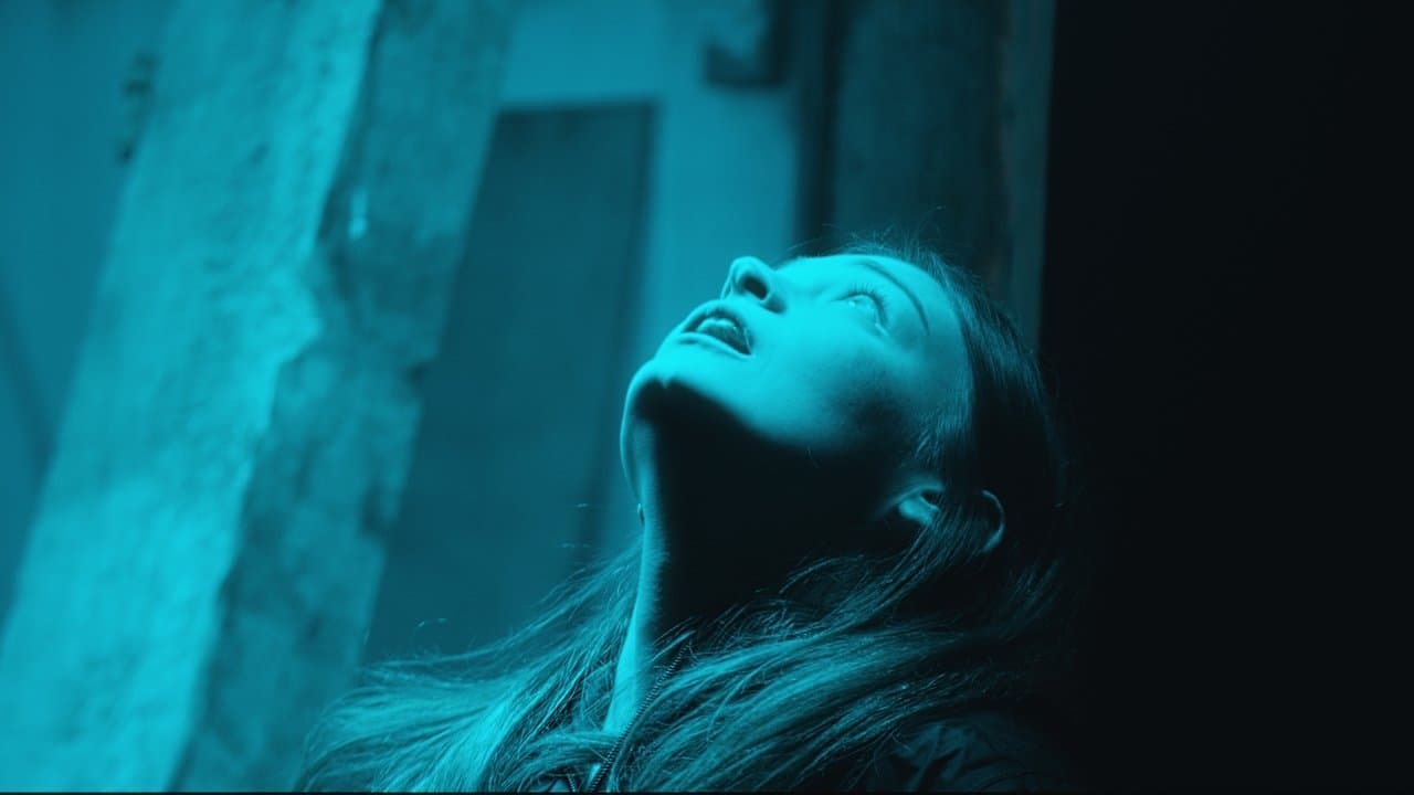 First Contactの背景画像