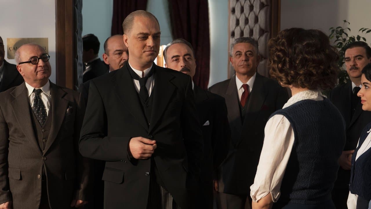 Bir Cumhuriyet Şarkısıの背景画像