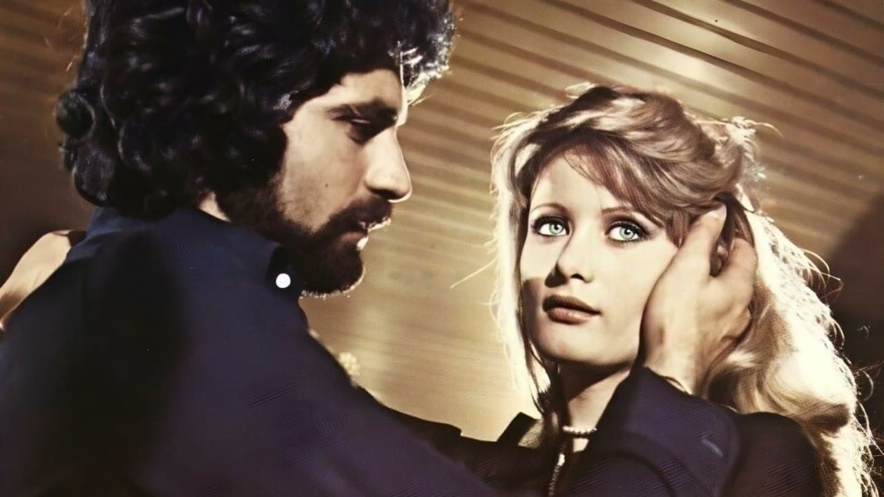 Καυτές διακοπέςの背景画像