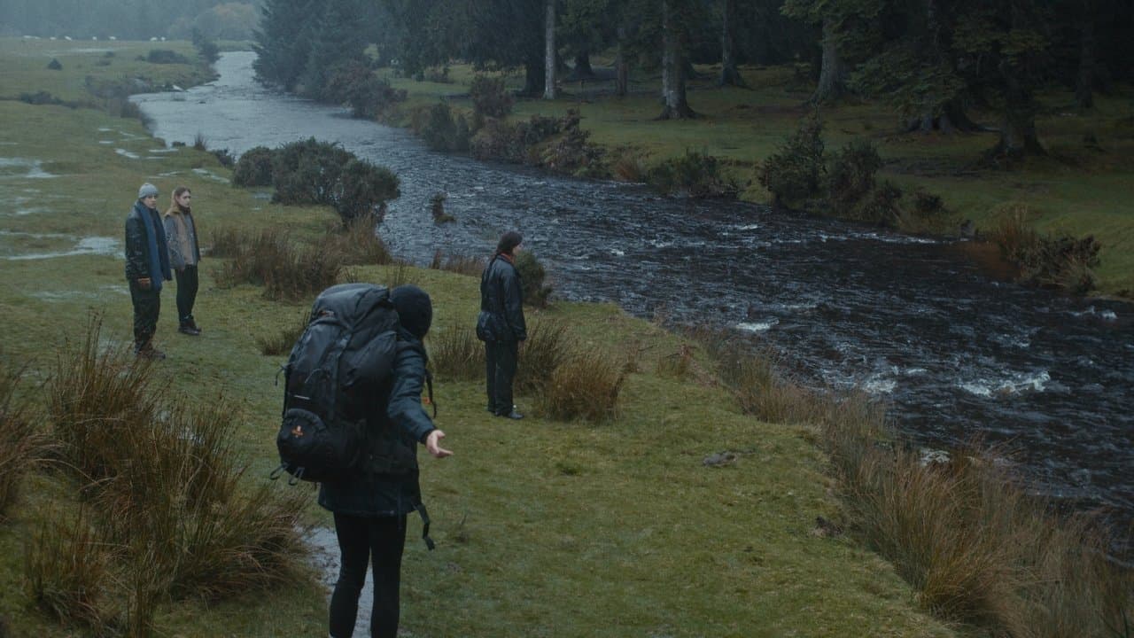 All Girlsの背景画像