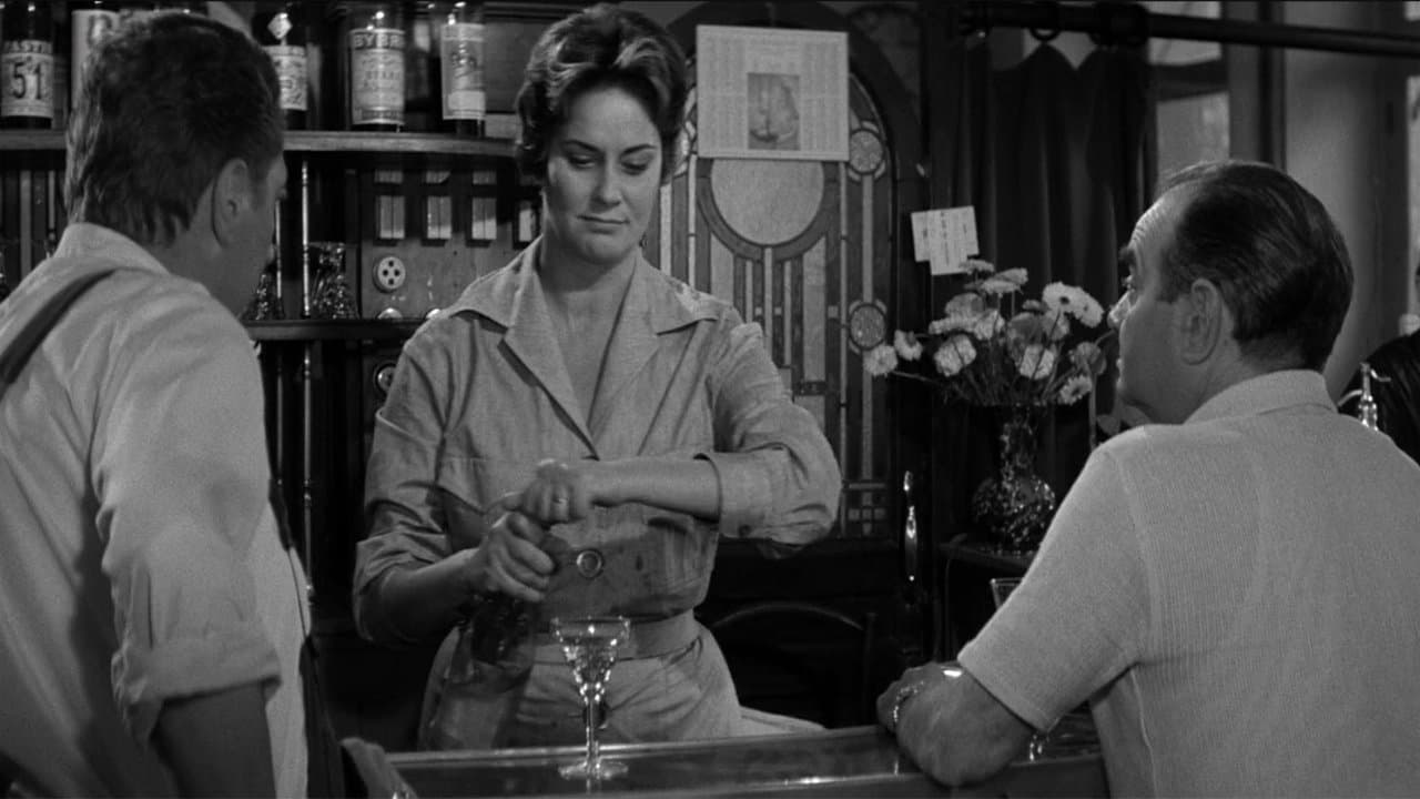 かくも長き不在の背景画像