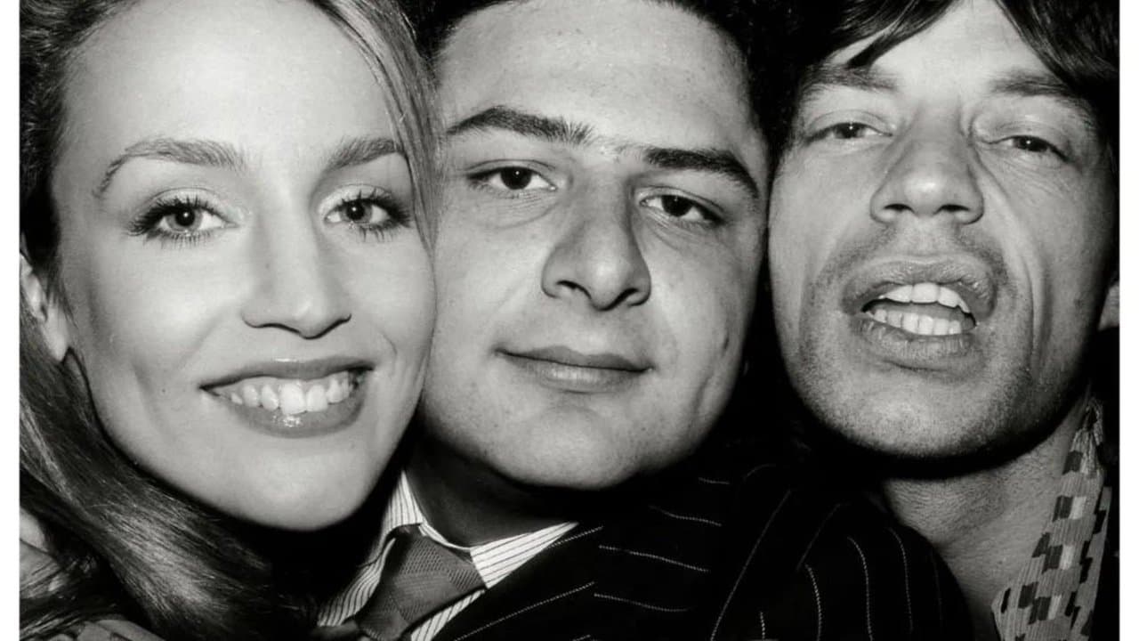 I Am Curious Johnnyの背景画像