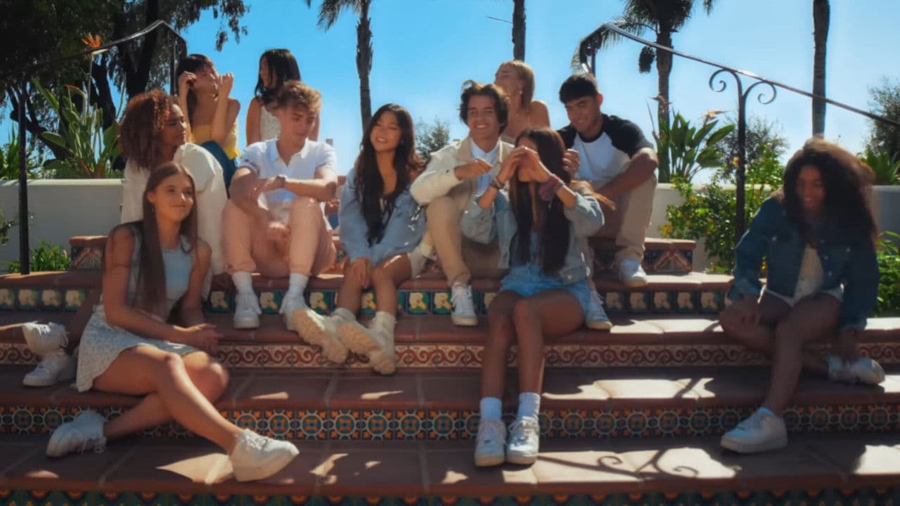 Now United - Love, Love, Love (A Musical)の背景画像