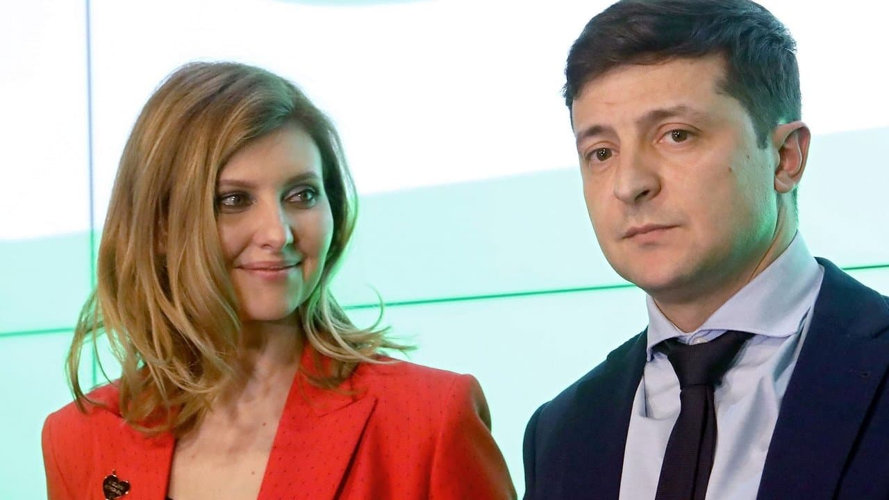 Selenskyj - Ein Präsident im Kriegの背景画像