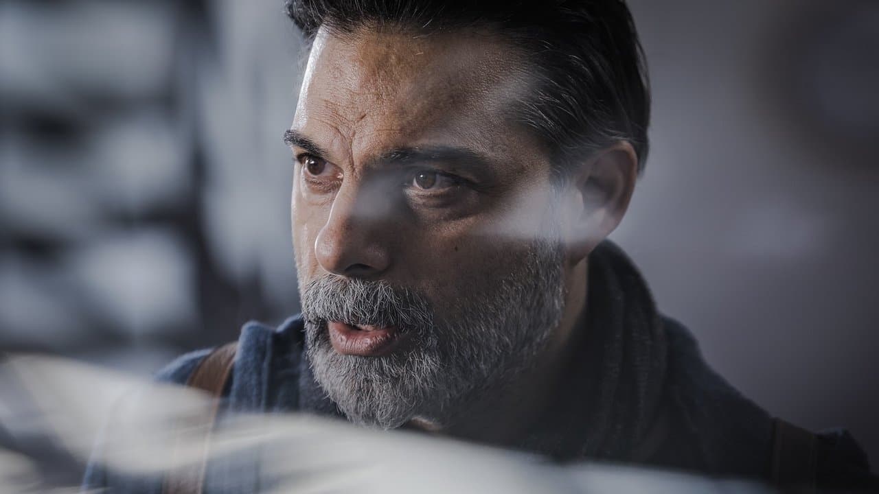 افعی تهرانの背景画像