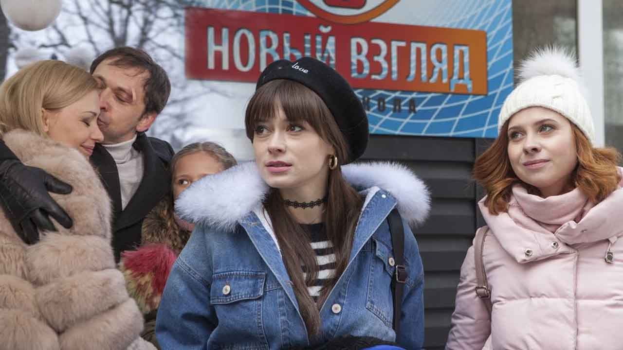 Зорко лишь сердцеの背景画像