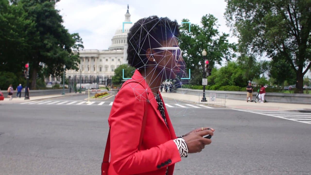 Coded Biasの背景画像