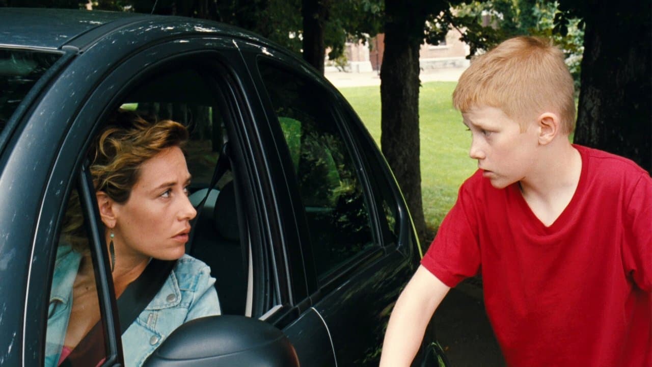 少年と自転車の背景画像