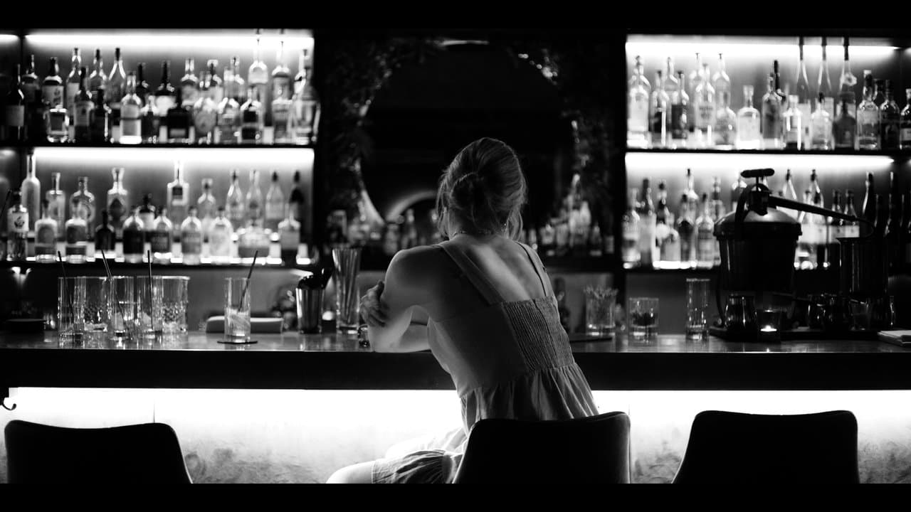 Interloperの背景画像