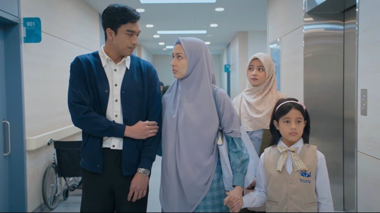 Laut Tengahの背景画像