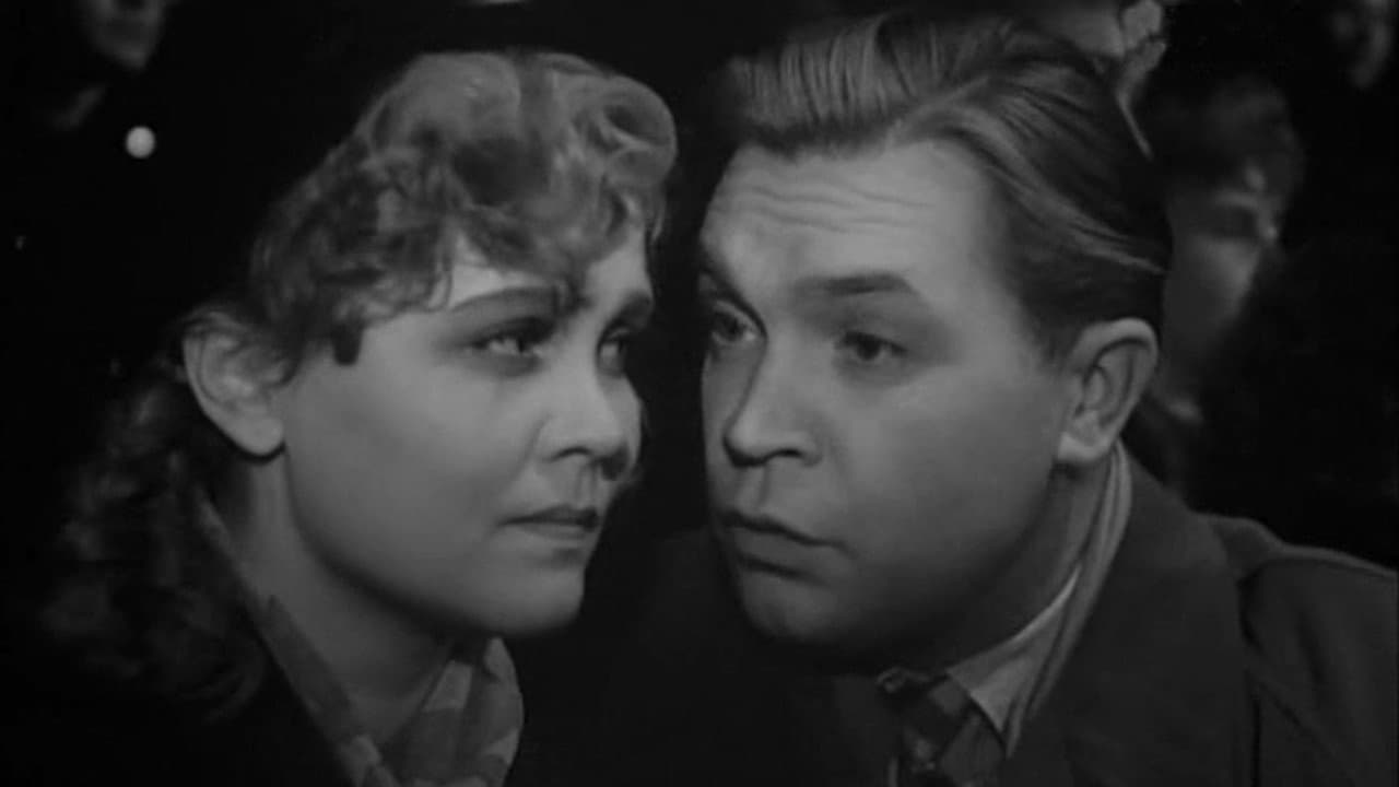 Весенние грозыの背景画像