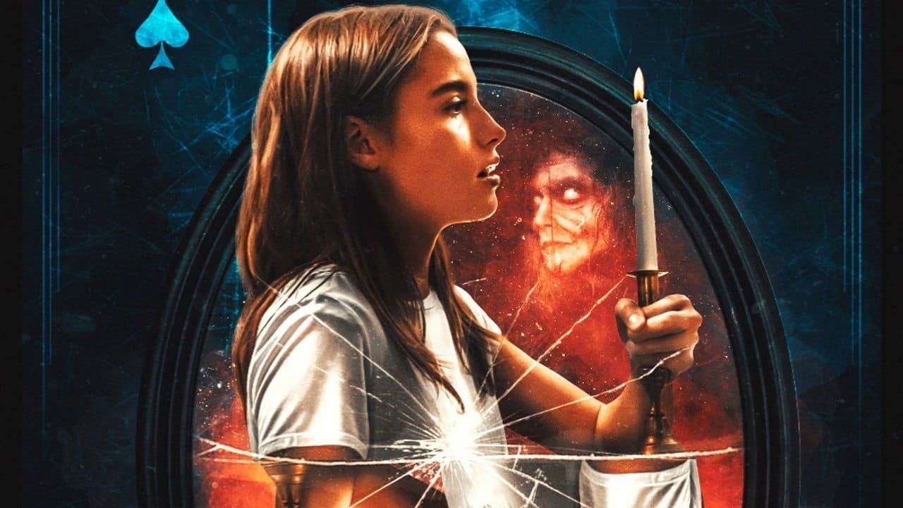 クイーン・イン・ザ・ミラー -女王の召喚-の背景画像