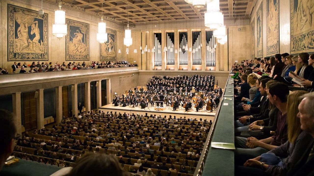 Mozart: Requiem in D minor, KV626の背景画像