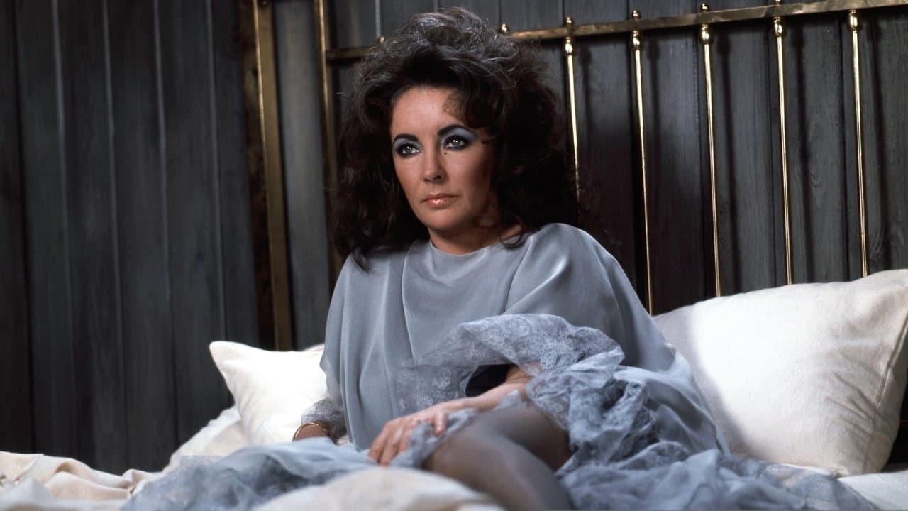 Under Milk Woodの背景画像