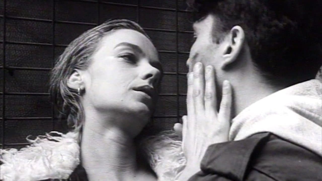 Kamia sympatheia gia ton Diavoloの背景画像